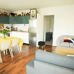 Beautiful Apartment Close By The Moulin Rouge